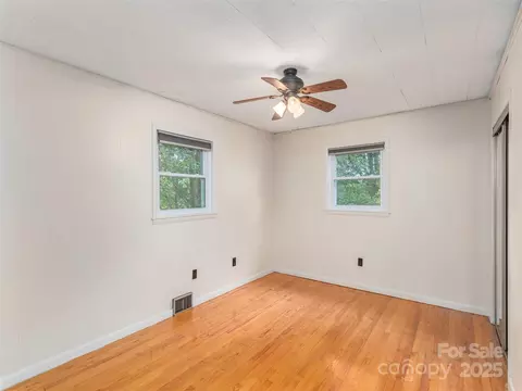 Bedroom - 151 Ingram Loop, Clyde, NC 28721 photo 2 of 3