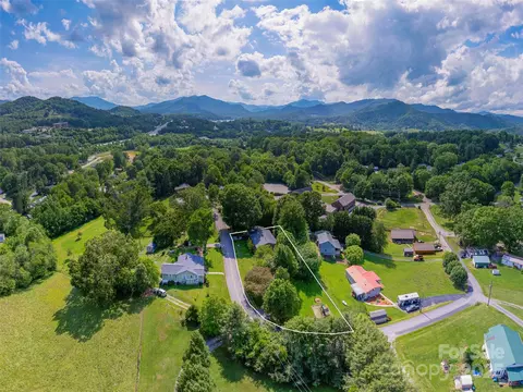 View/Area - 151 Ingram Loop, Clyde, NC 28721 photo 1 of 1