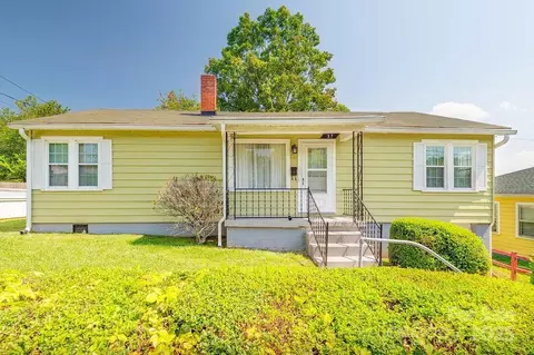 37 Taft Ave, Asheville, NC 28803