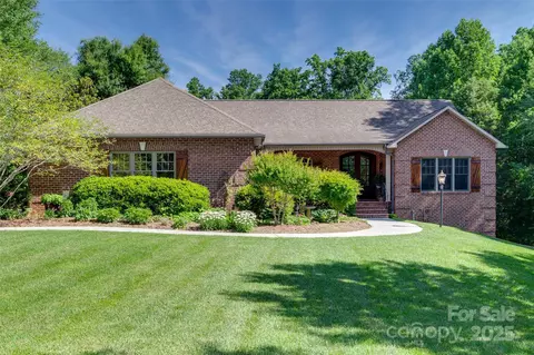 103 3rd Sw St SW, Catawba, NC 28609