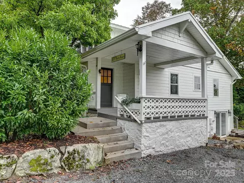 95 Arco Rd, Asheville, NC 28805