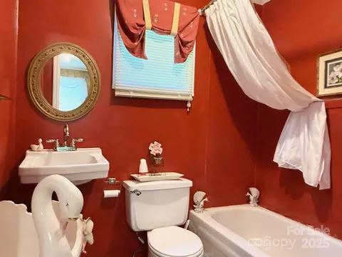 714 E Dunlap St, Lancaster, SC 29720 photo 9