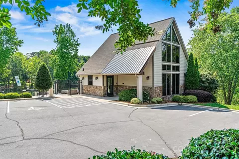 8002 Mariners Pointe Cir, Denver, NC 28037 photo 40