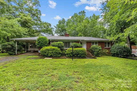 6207 Robinson Church Rd, Charlotte, NC 28215