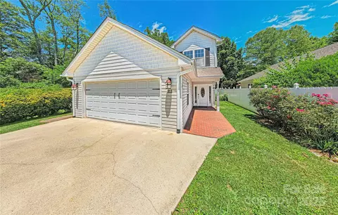 23 Allen Ave, Asheville, NC 28803