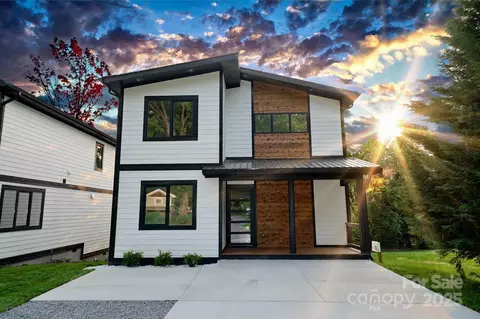 29 Robin St, Asheville, NC 28803