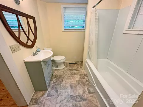 2131 E Nc 10 Hwy, Conover, NC 28613 photo 9