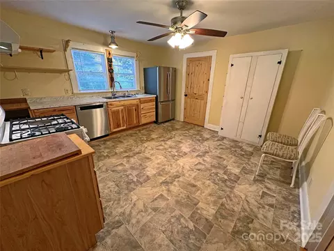 2131 E Nc 10 Hwy, Conover, NC 28613 photo 30