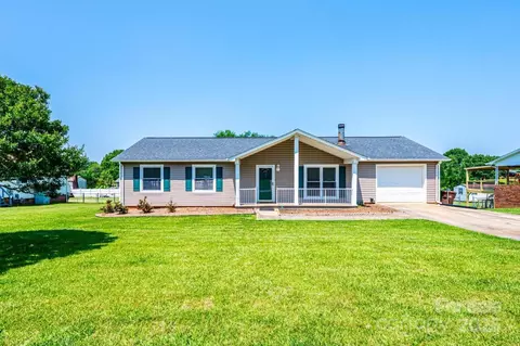 2031 36th Ne St NE, Hickory, NC 28601