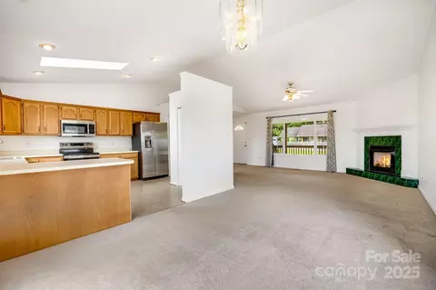 87 Collins Rd, Marshall, NC 28753 photo 15