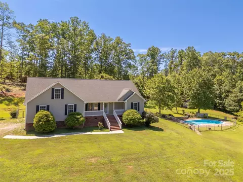 211 Forest Trail Dr, Rutherfordton, NC 28139