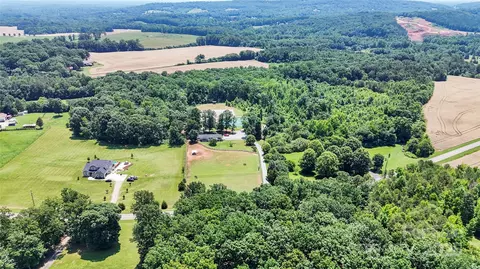 2932 Rant Drum Rd, Maiden, NC 28650