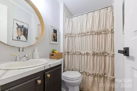 Bath - 2932 Rant Drum Rd, Maiden, NC 28650 photo 1 of 2