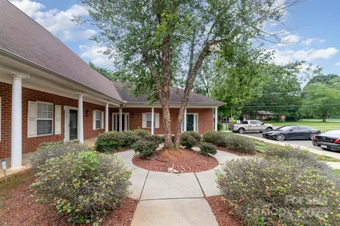 7012 Somrst Springs Dr #E, Charlotte, NC 28262