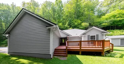 178 Susanna Cove Rd, Mars Hill, NC 28754
