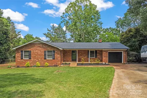 1713 Andover Nw St NW, Concord, NC 28027
