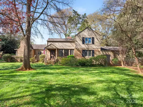 1950 Overhill Rd, Charlotte, NC 28211