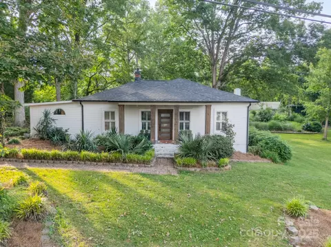 7901 Bud Henderson Rd, Huntersville, NC 28078