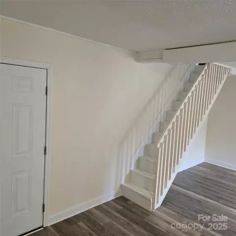 Living - 461 Tweed Rd, Marshall, NC 28753 photo 4 of 5