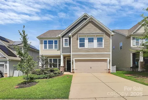 10004 Perth Moor Rd, Charlotte, NC 28278