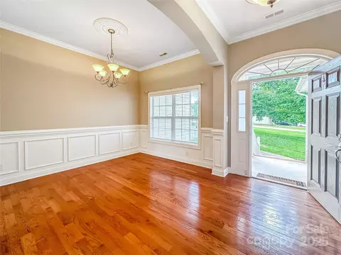 1625 Damascus Cir, Conover, NC 28613 photo 9