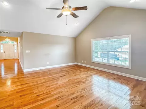 1625 Damascus Cir, Conover, NC 28613 photo 12
