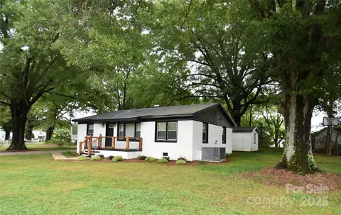 706 Mcintyre St, Monroe, NC 28110