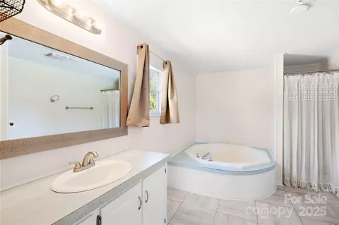 3909 Beda Rd, Maiden, NC 28650 photo 15