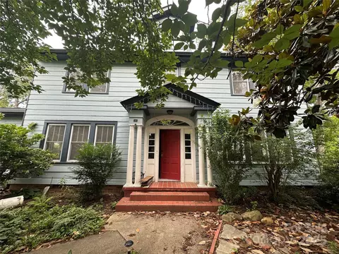 23 Vance Crescent St, Asheville, NC 28806