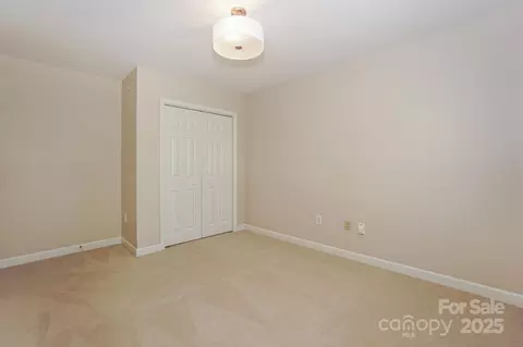 Bedroom - 5485 Deer Run Ct, Davidson, NC 28036 photo 4 of 7