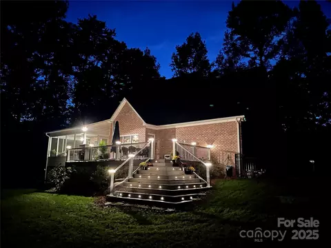 Exterior - 5485 Deer Run Ct, Davidson, NC 28036 photo 11 of 11