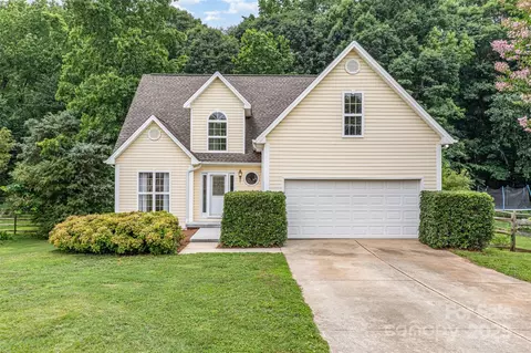 270 Kilmer Ln, Mooresville, NC 28115