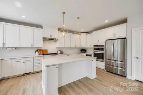 Kitchen - 509 Abelia Ln, Tega Cay, SC 29708 photo 1 of 3