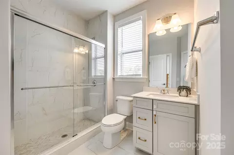 Bath - 509 Abelia Ln, Tega Cay, SC 29708 photo 1 of 4