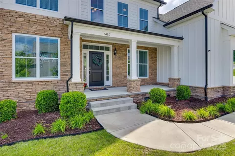 Exterior - 509 Abelia Ln, Tega Cay, SC 29708 photo 3 of 9
