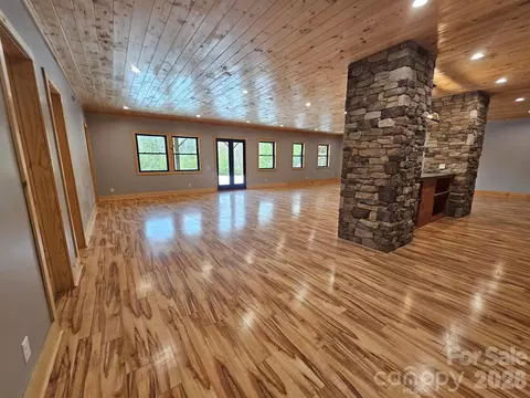 Living - 1076 Table View 55 Dr #55, Morganton, NC 28655 photo 6 of 9