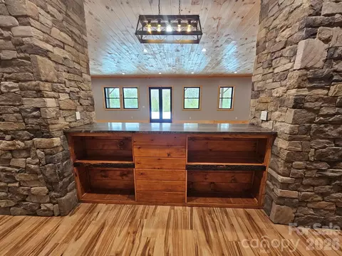 Living - 1076 Table View 55 Dr #55, Morganton, NC 28655 photo 2 of 9