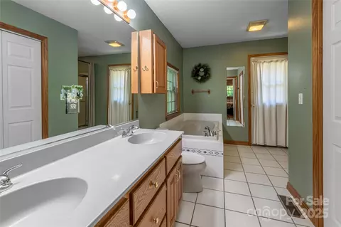 287 Walnut Ridge Dr, Clyde, NC 28721 photo 15