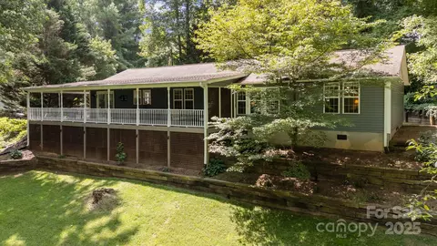 34 Edwards St, Asheville, NC 28806