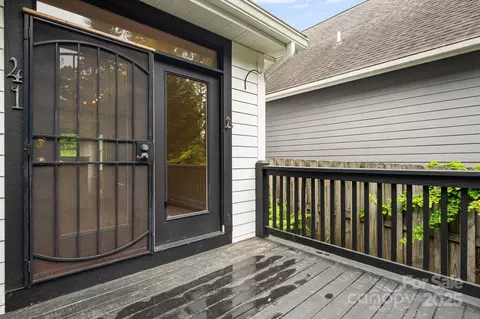 Exterior - 41 Town Cir, Flat Rock, NC 28731 photo 4 of 7