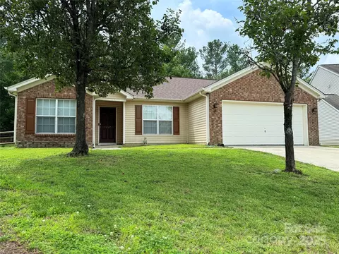 7267 Sandown Ct, Harrisburg, NC 28075