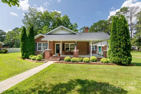 628 Stamie Dr, Chester, SC 29706