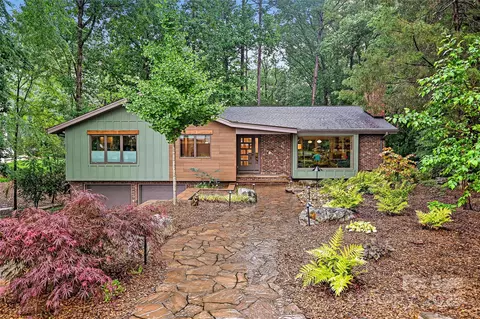 617 Pinecrest St, Davidson, NC 28036