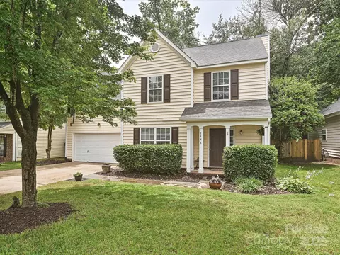 2848 Huckleberry Hill Dr, Fort Mill, SC 29715
