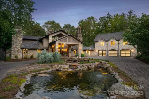 268 Holly Arbor Ln, Asheville, NC 28803