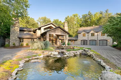 268 Holly Arbor Ln, Asheville, NC 28803