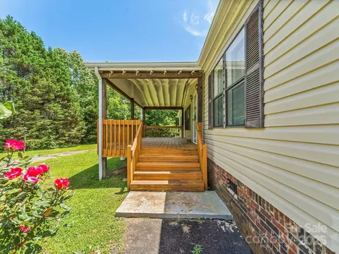 4591 Scott Rd, Morganton, NC 28655 photo 5