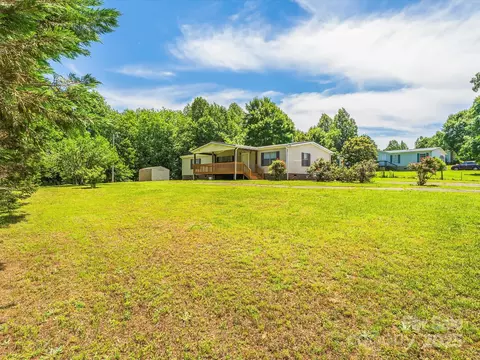 4591 Scott Rd, Morganton, NC 28655 photo 3