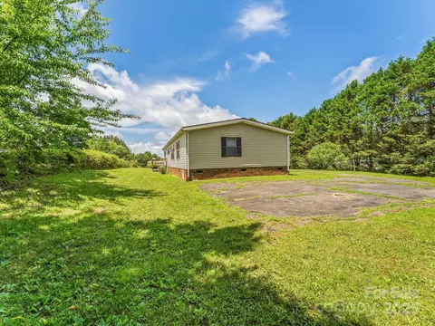 4591 Scott Rd, Morganton, NC 28655 photo 25
