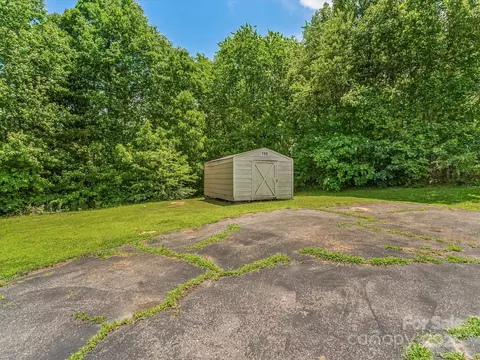 4591 Scott Rd, Morganton, NC 28655 photo 24